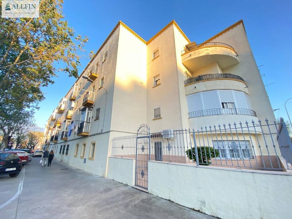 Venta Piso Jerez De La Frontera Piso De Tres Habitaciones Tercera