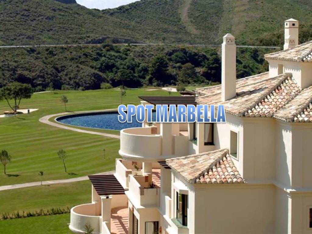 Alquiler Ático in Urbanizacion Capanes del Golf Benahavís. Muy buen