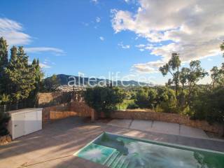 Vistas Piscina Jardin