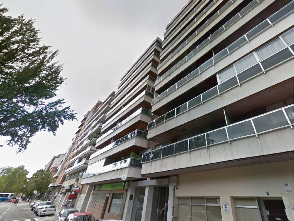 Venta Piso Palencia. Piso de cuatro habitaciones Décima planta plaza de aparcamiento con terraza