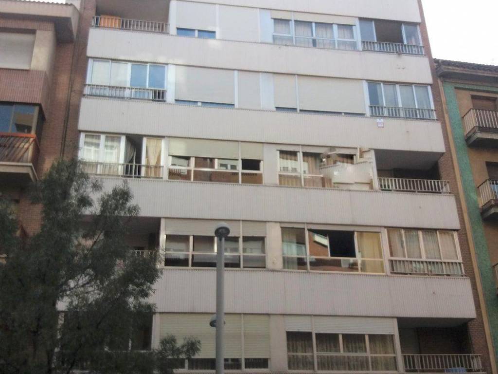 Venta Piso Segovia. Piso de cuatro habitaciones en Jose Zorrilla. Tercera planta con terraza