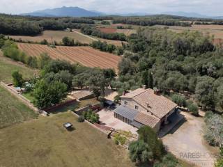 Country house for sale