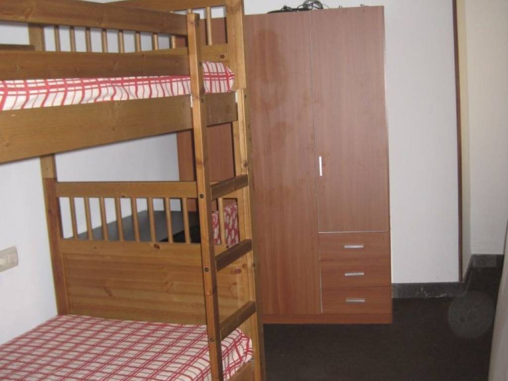 Dormitorio 4