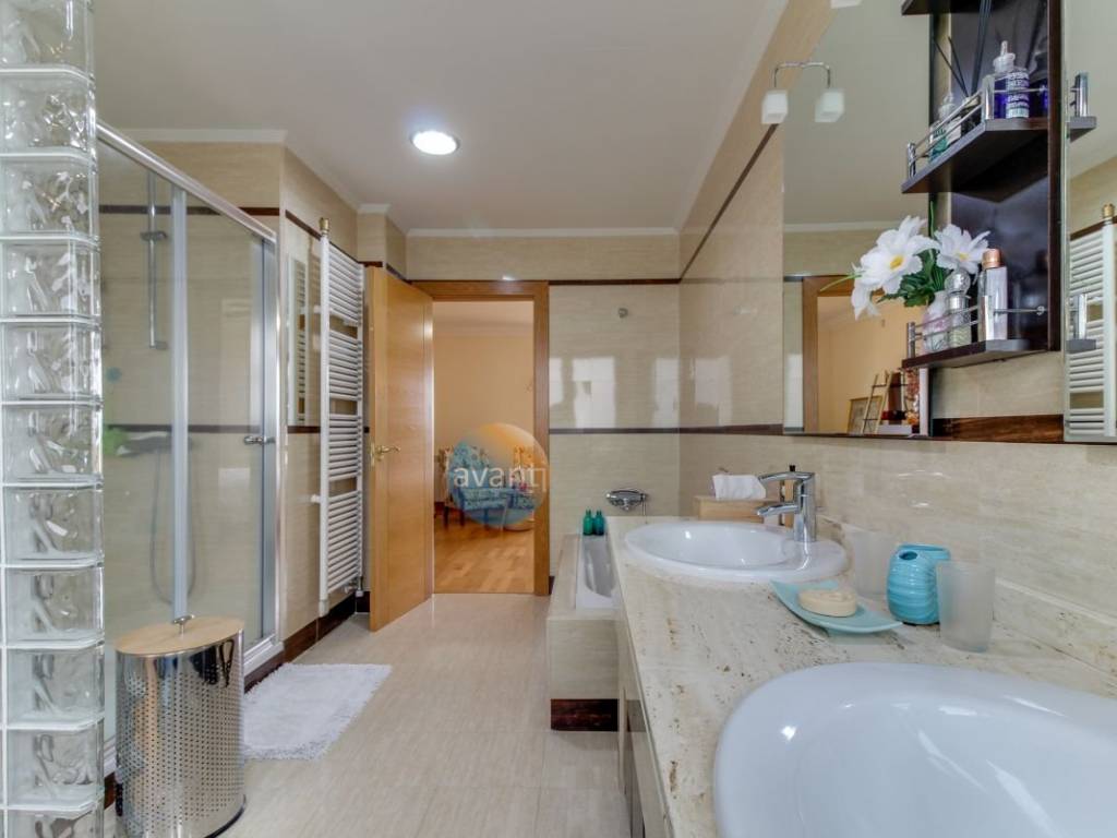 BAÑO EN SUITE