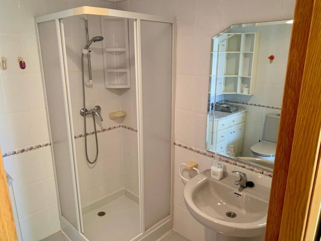 BAÑO HABITACIÓN PRINCIPAL