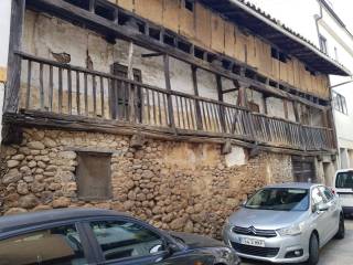 Terraced house for sale