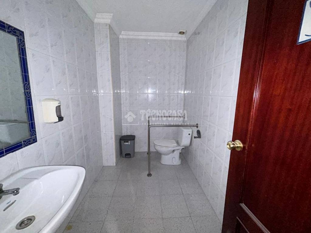 BAÑO.39 (1)