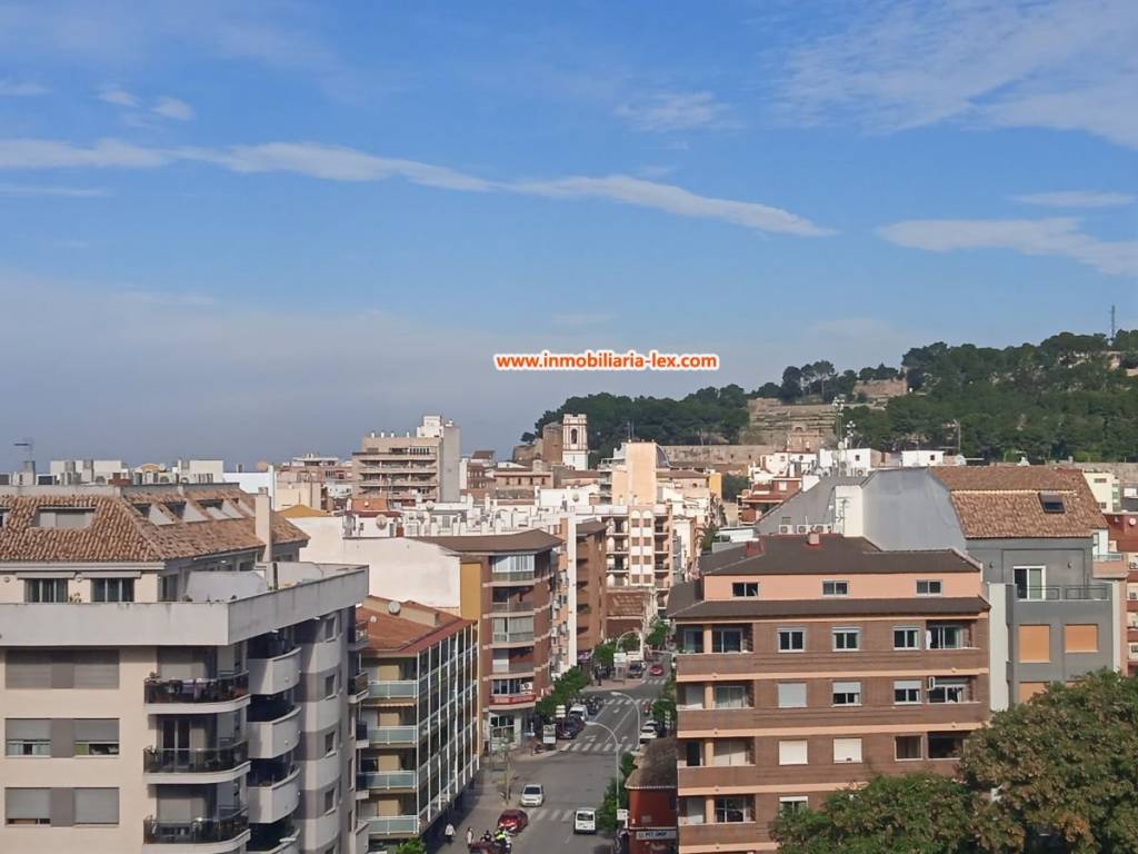 Vista a castillo y Parque