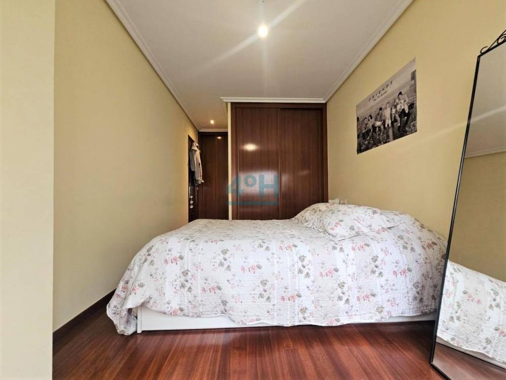 Dormitorio suite con baño