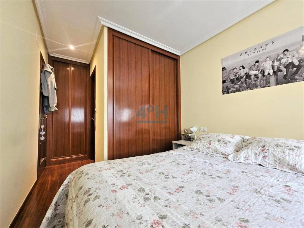 Dormitorio suite con baño