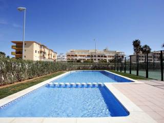 Piscina infantil y adultos