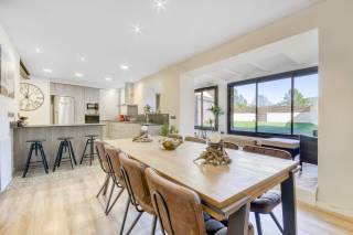 Terraced house for sale