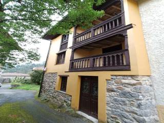 Terraced house for sale