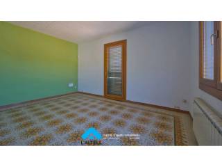 Terraced house for sale