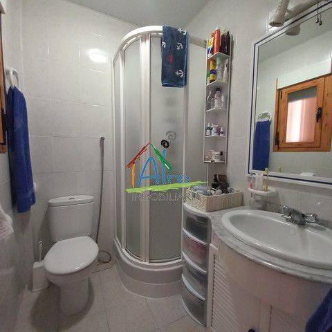 baño de la habitación principal