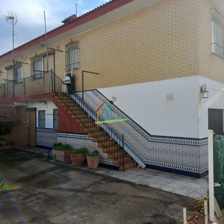 parte trasera de la vivienda