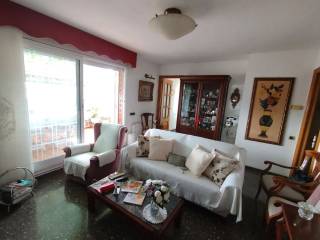 Salon con acceso a terraza