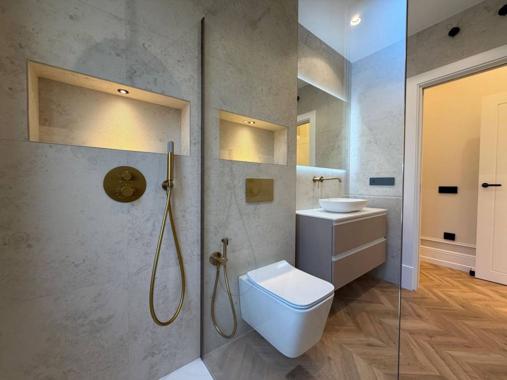 BAÑO EN SUITE