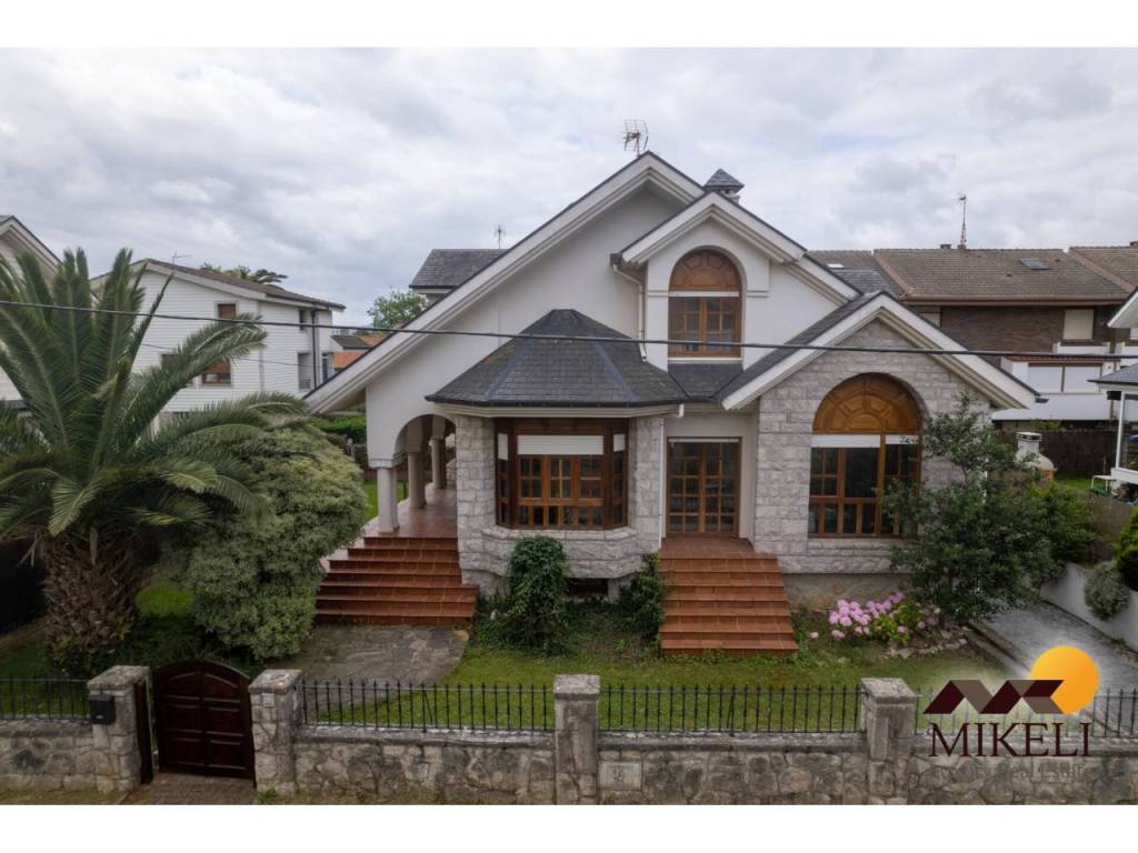 Fachada