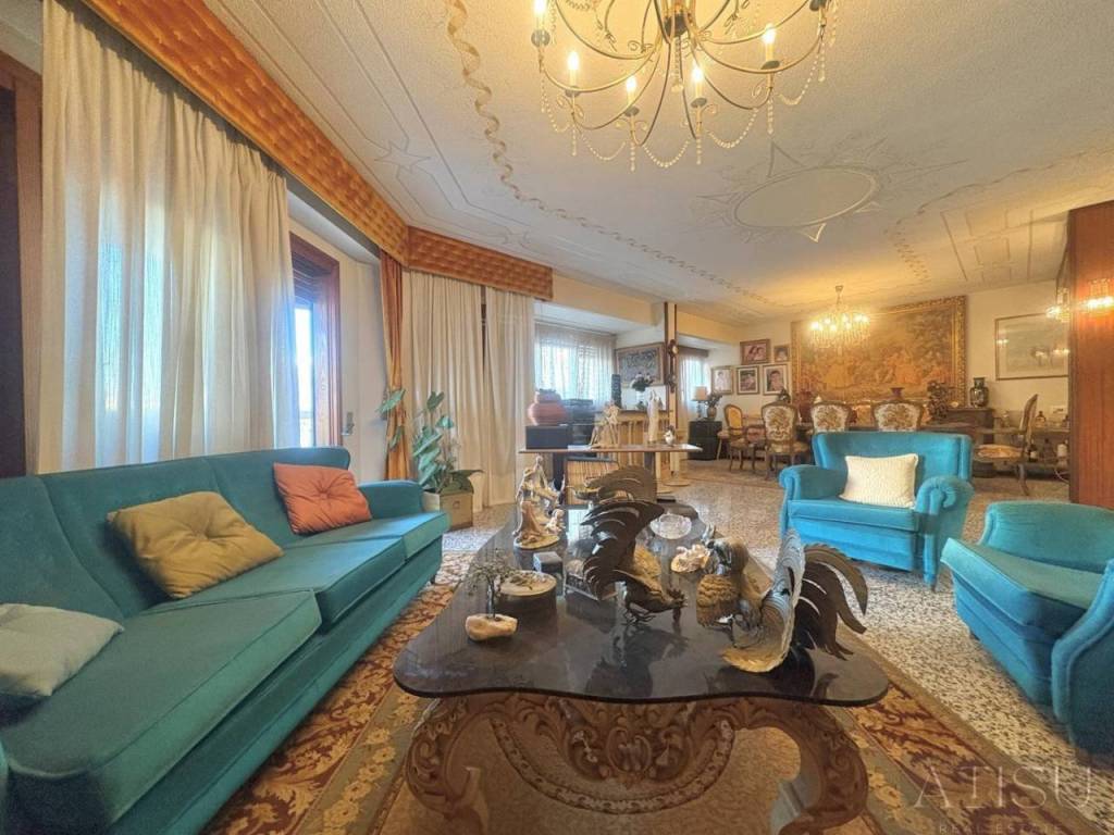 Salón