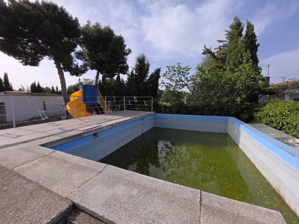 Piscina