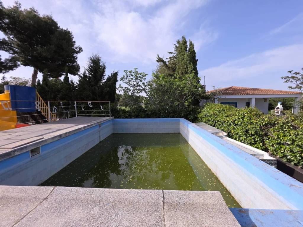Piscina