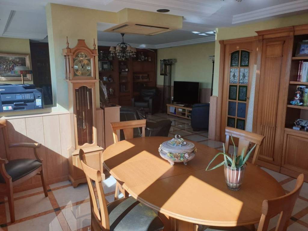 Salón