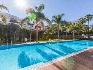 swimmingPool