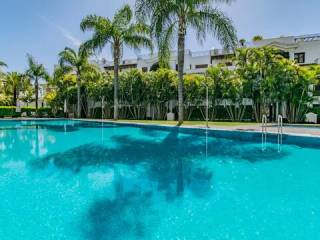 swimmingPool