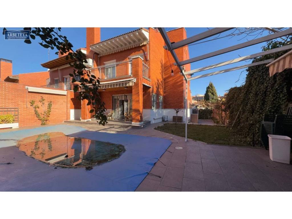 Piscina
