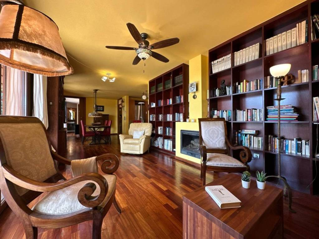 Salón