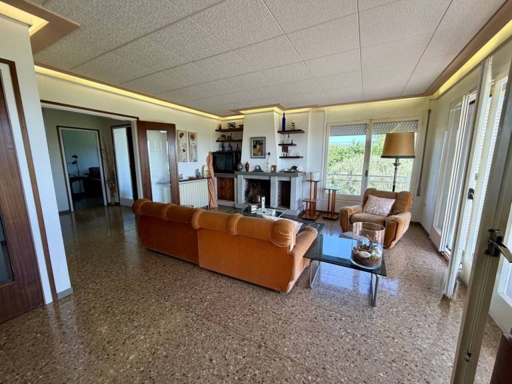 Salón
