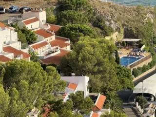 swimmingPool