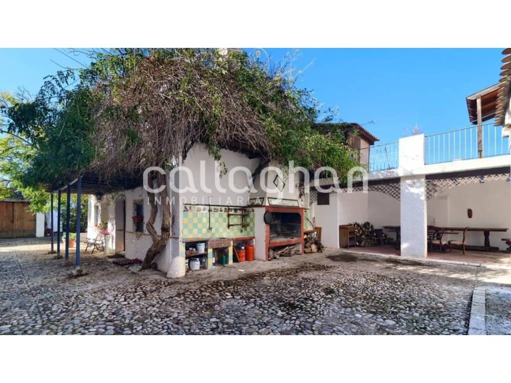 Alrededores