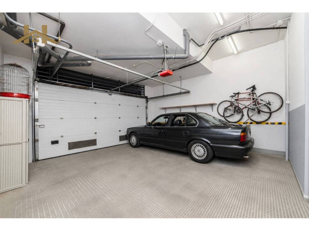 Garaje/Parking