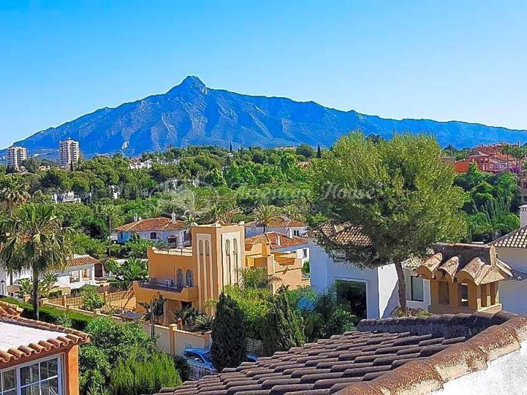 Venta Chalet Marbella. Buen estado, 341 m², ref. 71162230