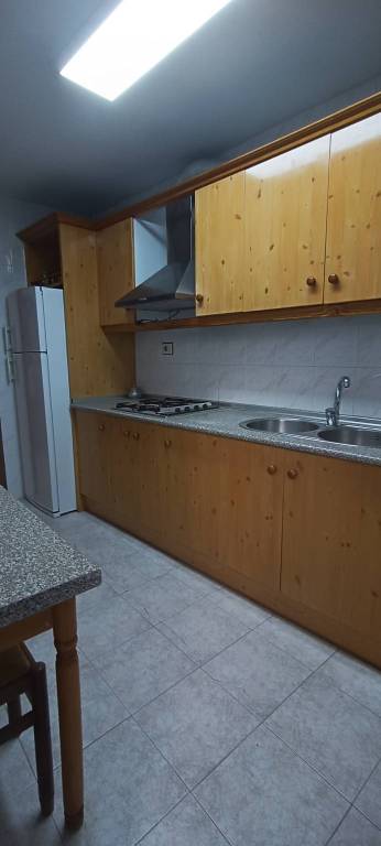 SE VENDE PISO EN MUY BUENA ZONA.9